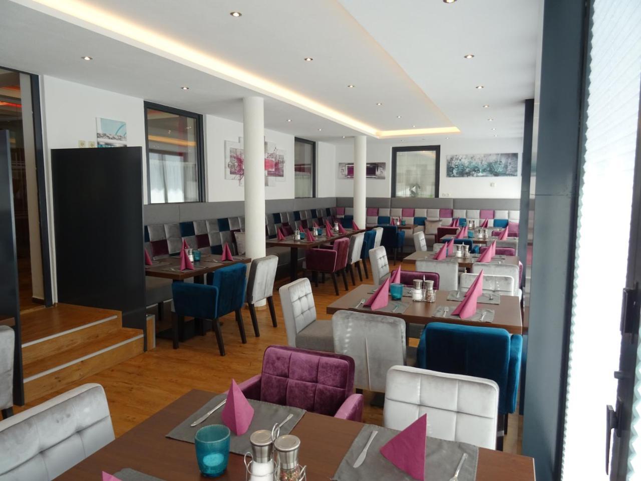 Hotel Restaurant Rosengarten Целль-ам-Ціллер Екстер'єр фото