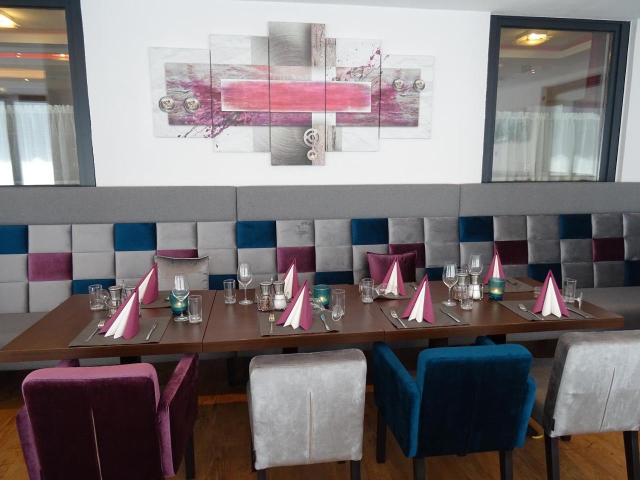 Hotel Restaurant Rosengarten Целль-ам-Ціллер Екстер'єр фото